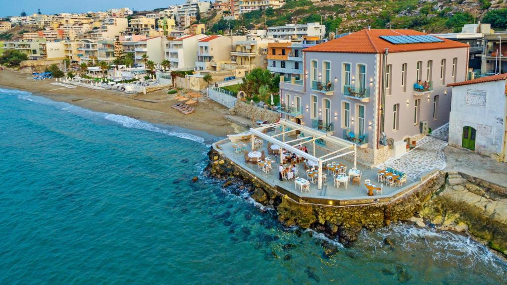 hotels with balcony in Rethymno Town