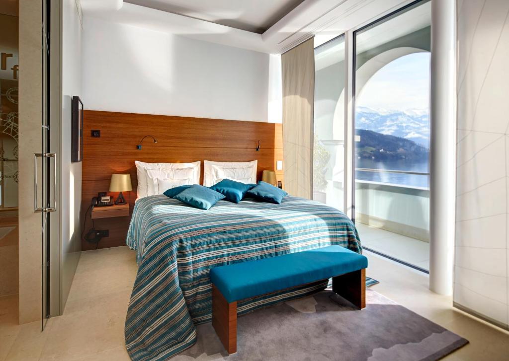 hotels with balcony in Lake Lucerne Switzerland