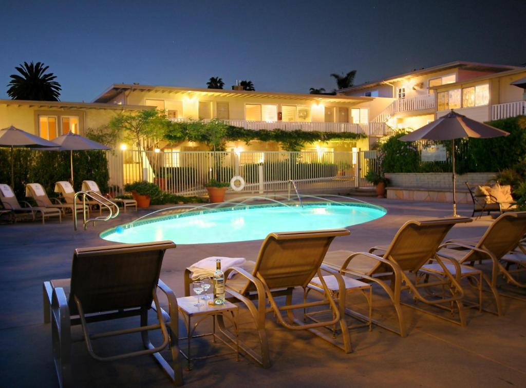 hotels with balcony in Laguna Beach