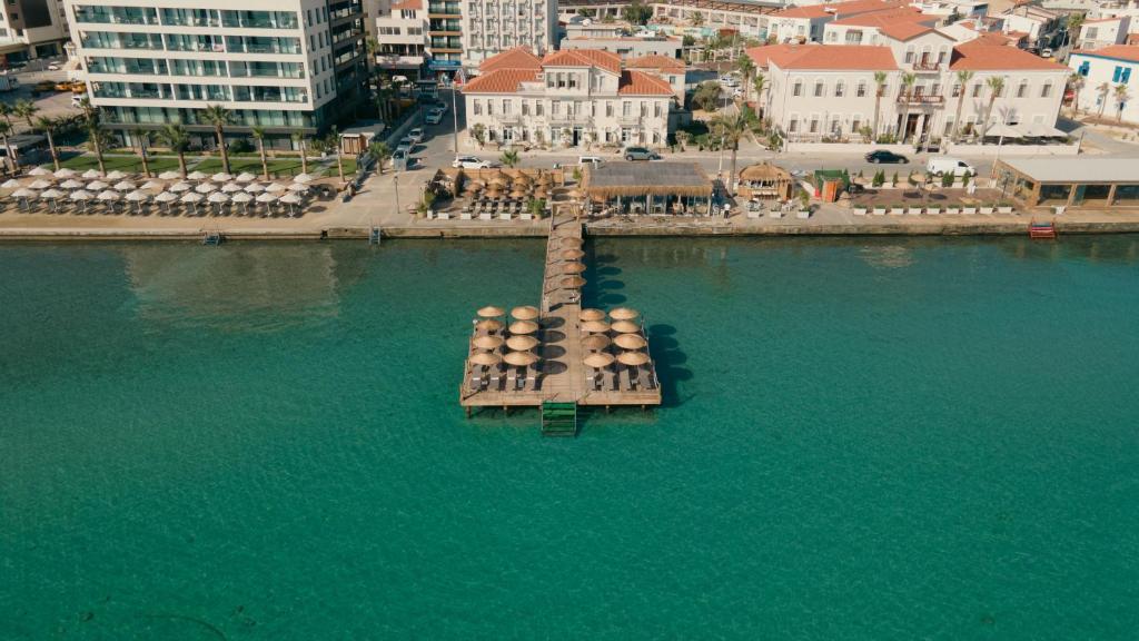 hotels with balcony in Cesme