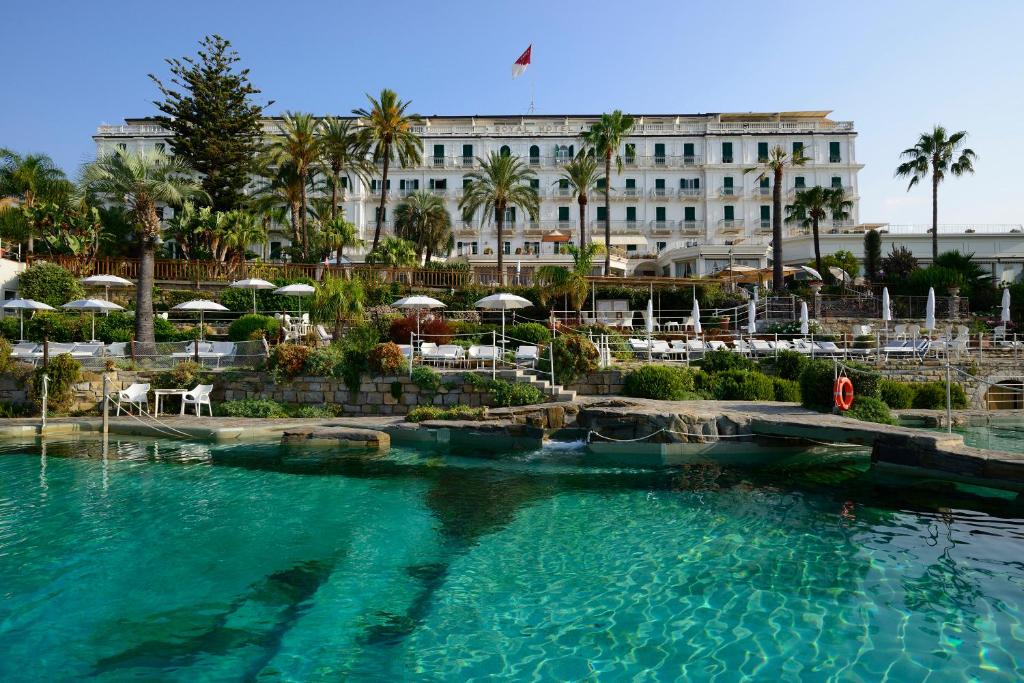 hotels with balcony in Sanremo