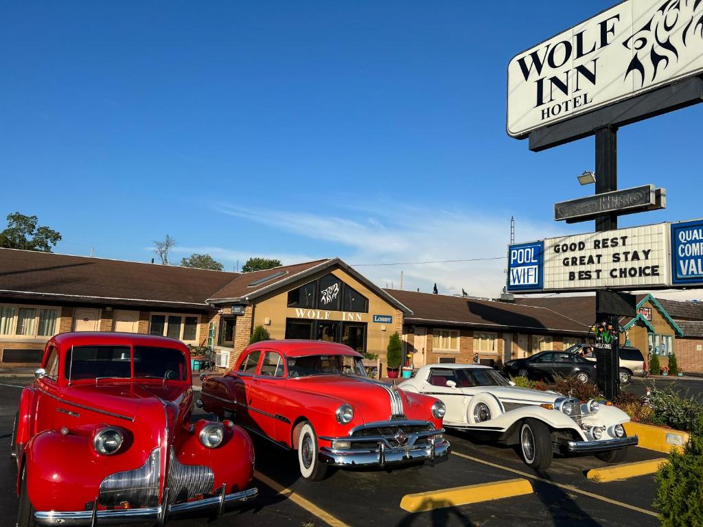 hotels with balcony in Sandusky