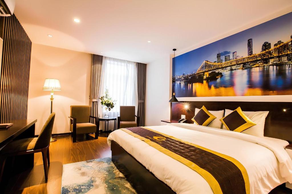 hotels with balcony in Hai Phong