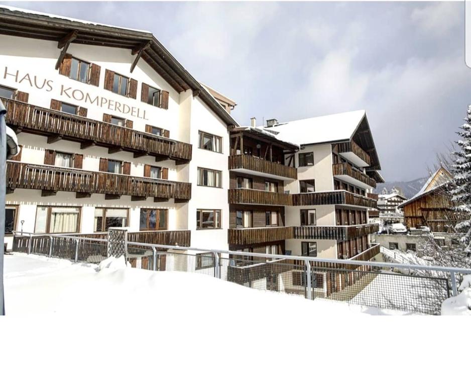 hotels with balcony in Serfaus