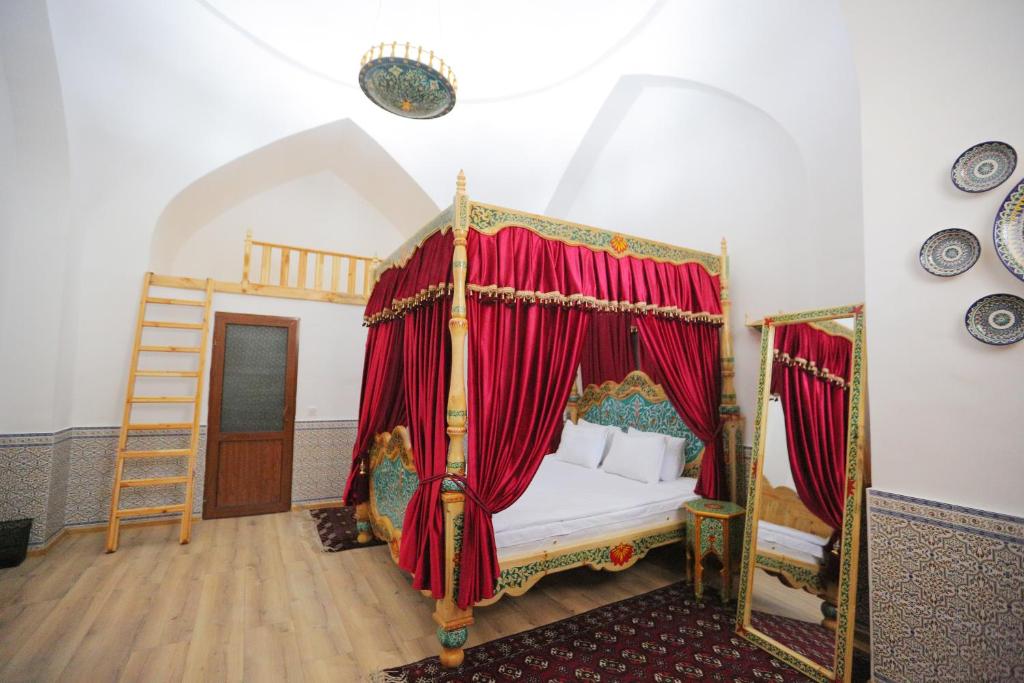 hotels with balcony in Khiva