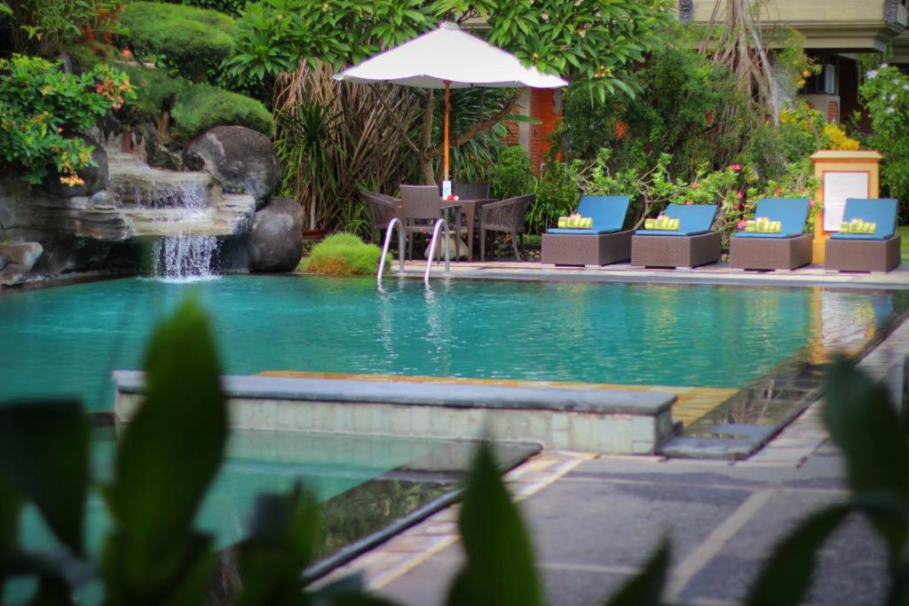 hotels with balcony in Legian