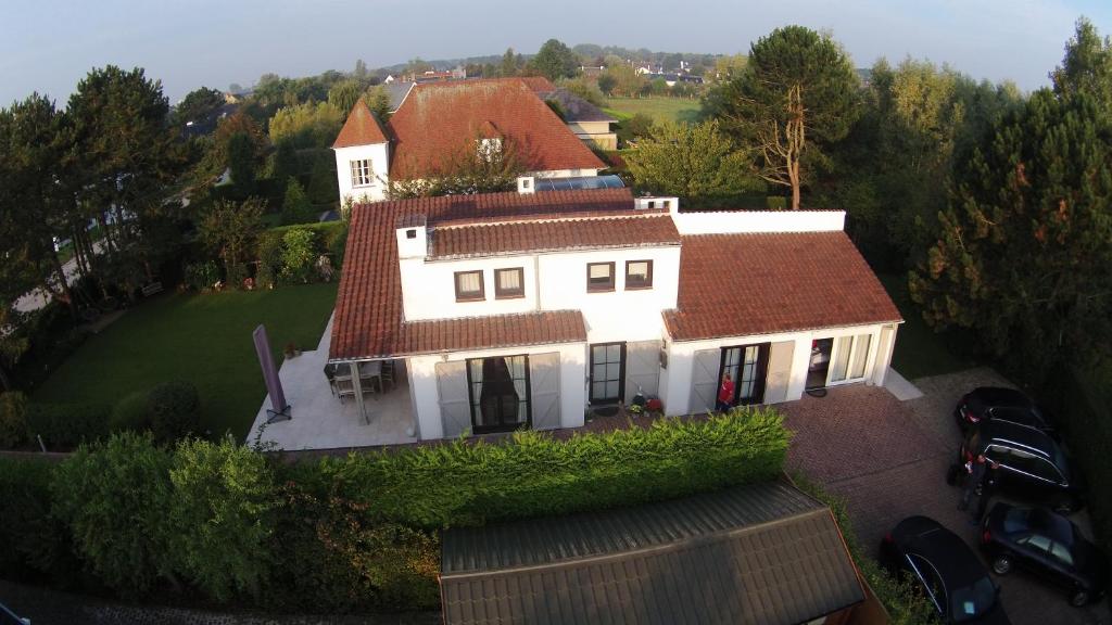 hotels with balcony in De Haan