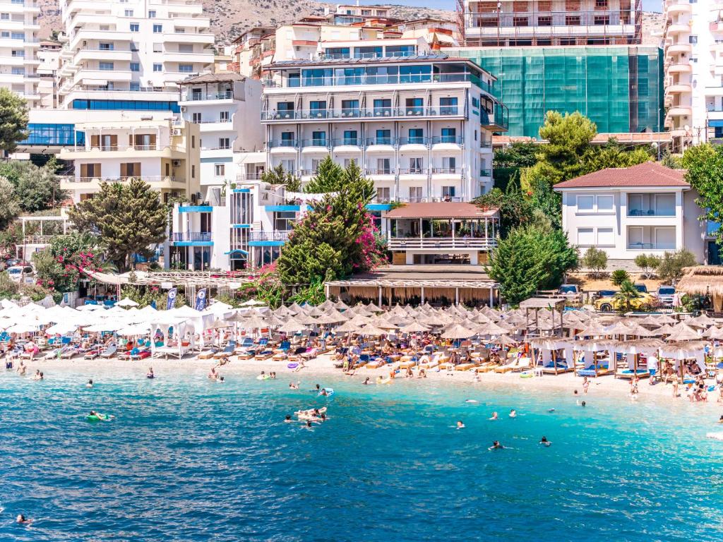 hotels with balcony in Sarande