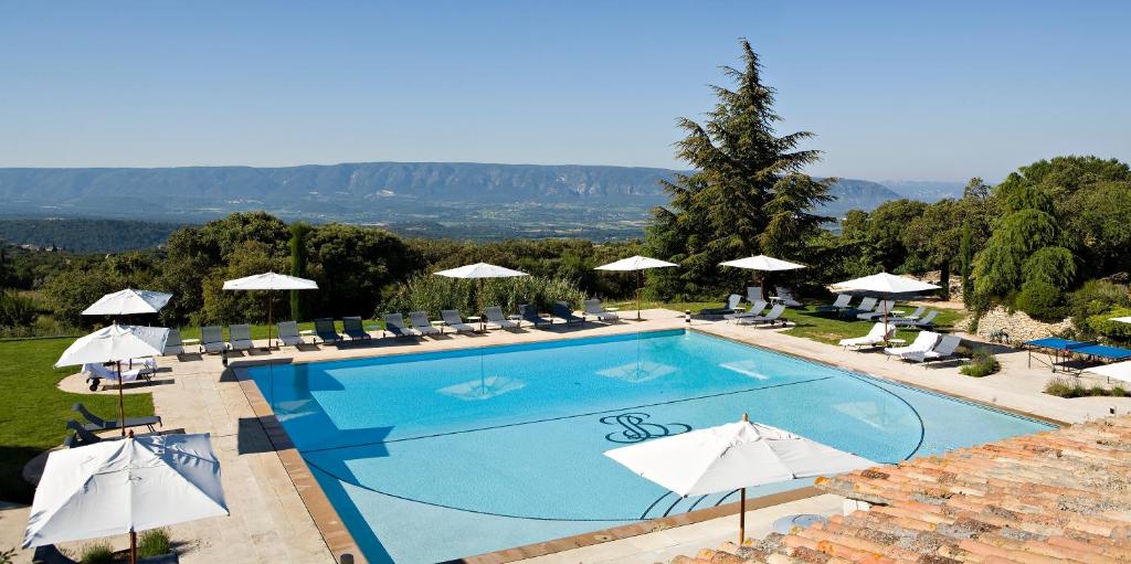 hotels with balcony in Gordes