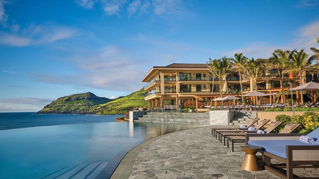 hotels with balcony in Kauai