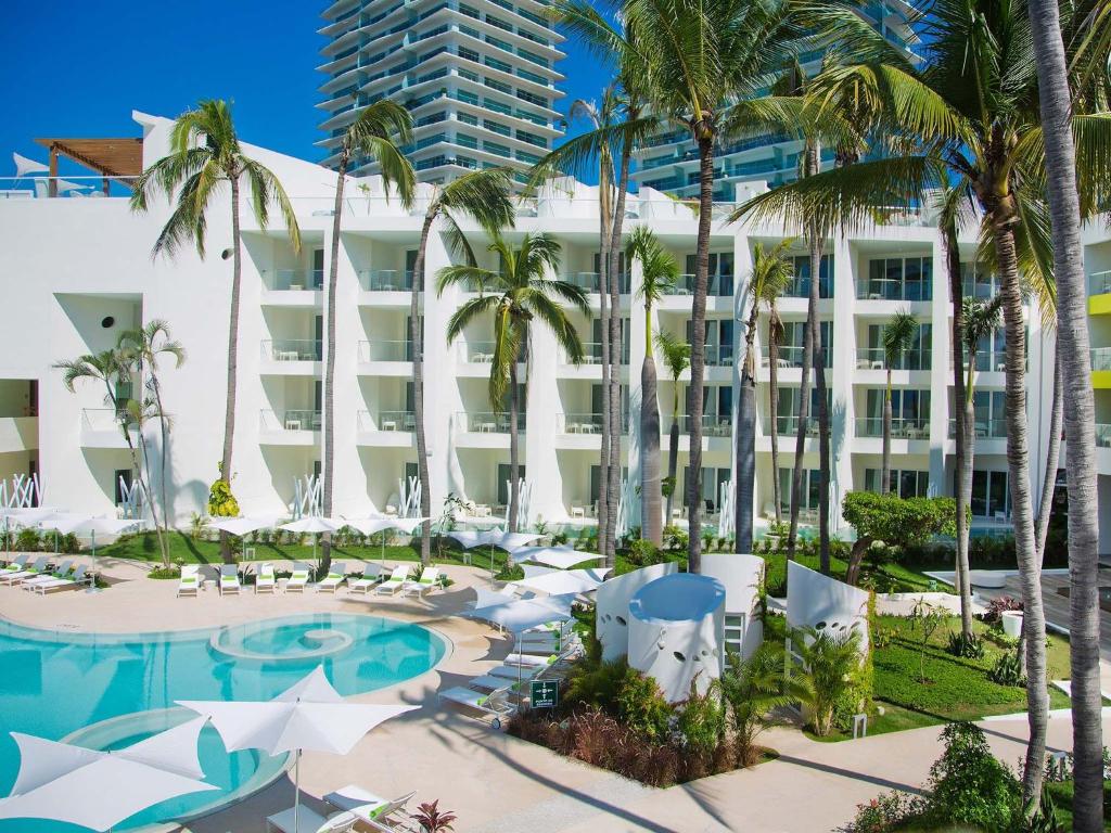 hotels with balcony in Puerto Vallarta Marigalante