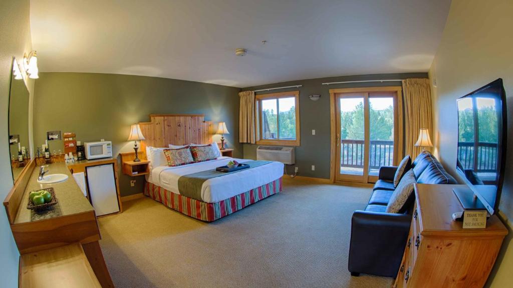 hotels with balcony in Winthrop United States