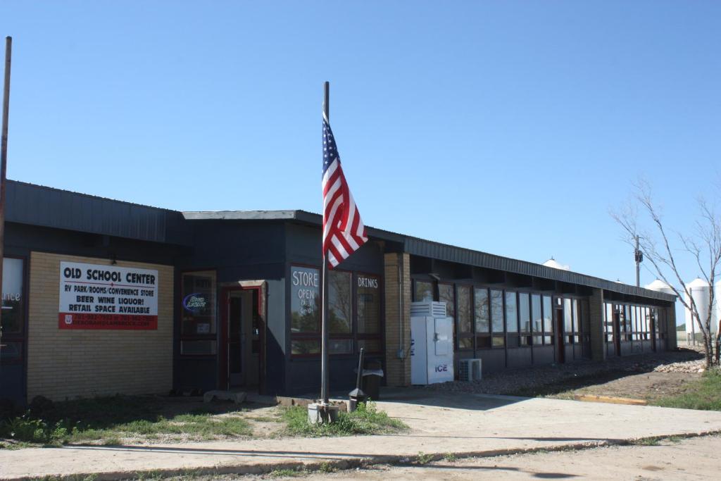 hotels with balcony in North Dakota