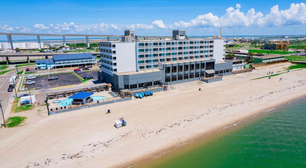 hotels with balcony in Corpus Christi