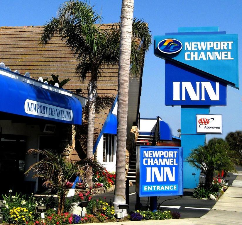 hotels with balcony in Newport Beach