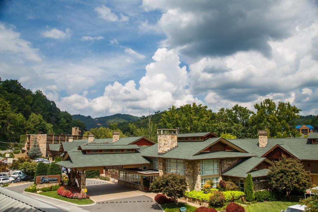 hotels with balcony in Great Smoky Mountains