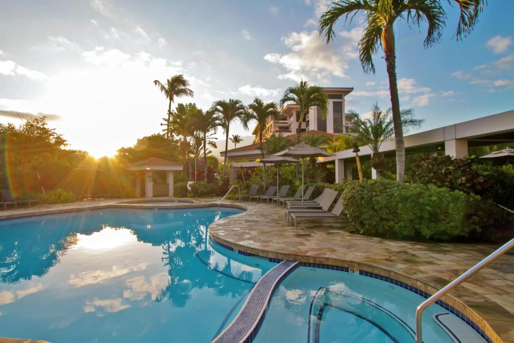 hotels with balcony in Hawaii