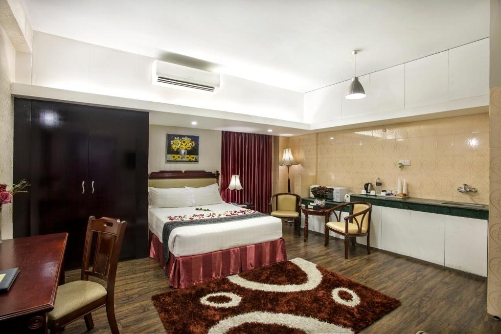 hotels with balcony in Dhaka Uttara