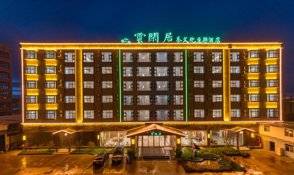 hotels with balcony in Kunming