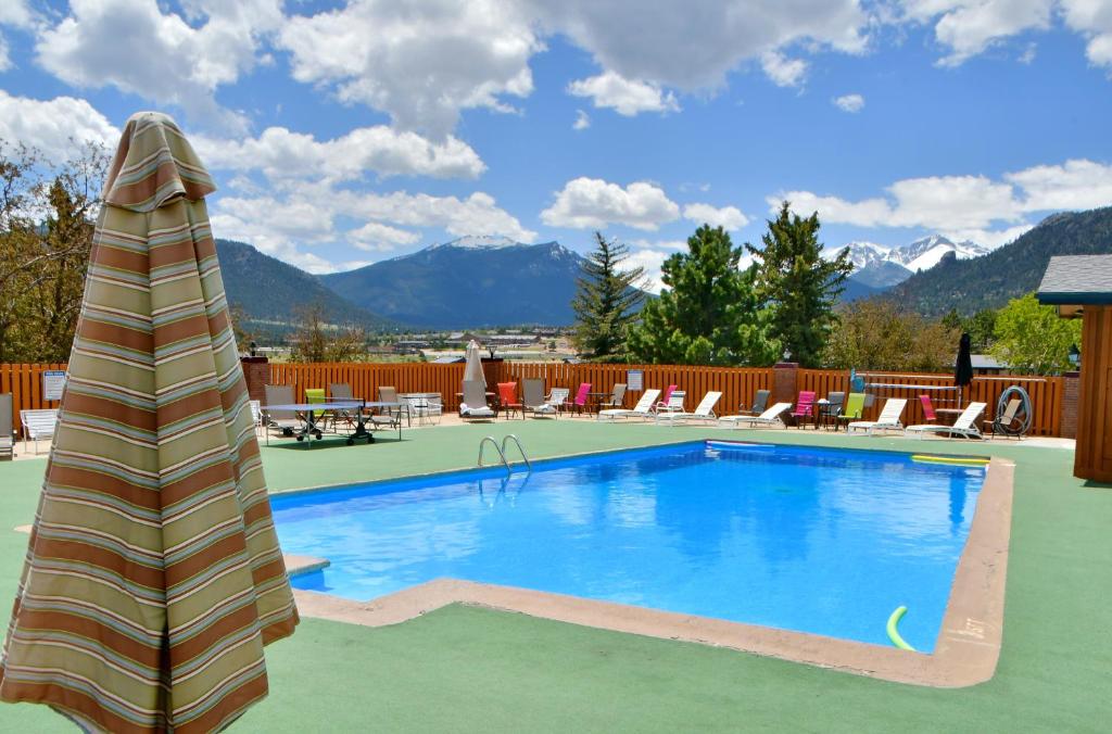 hotels with balcony in Rocky Mountain National Park