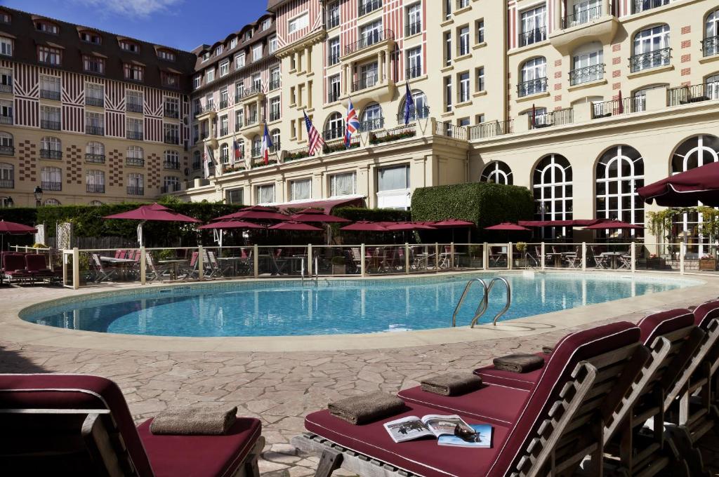 hotels with balcony in Cote Fleurie