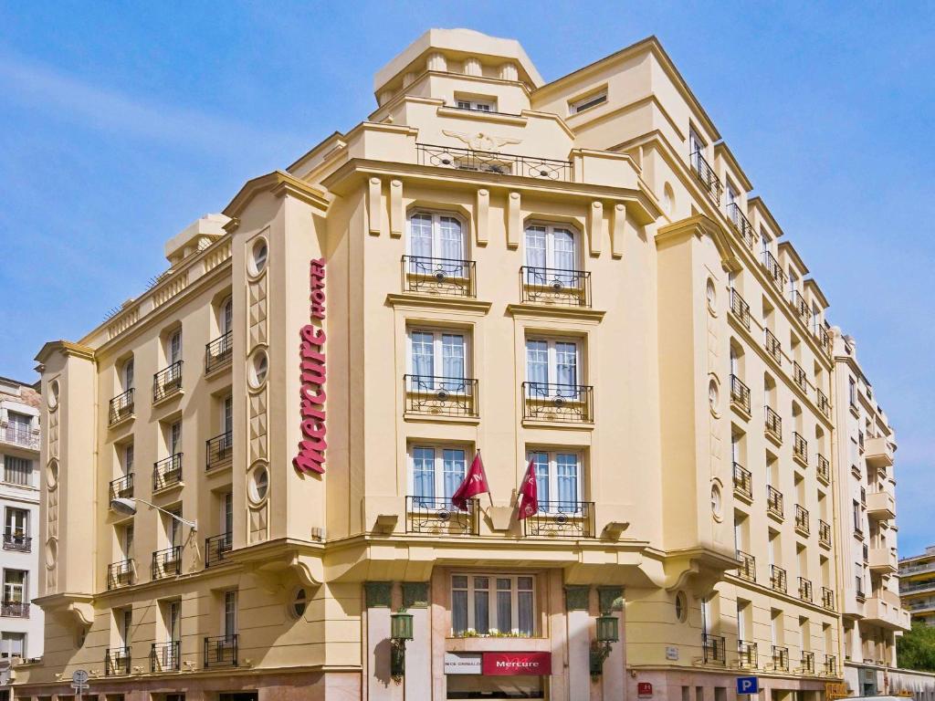 hotels with balcony in Nice Nice City Centre