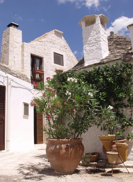 hotels with balcony in Alberobello