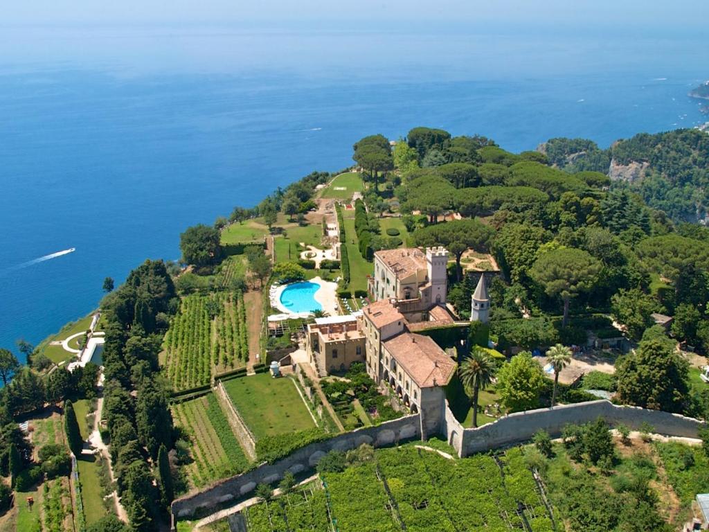 hotels with balcony in Amalfi Coast Italy