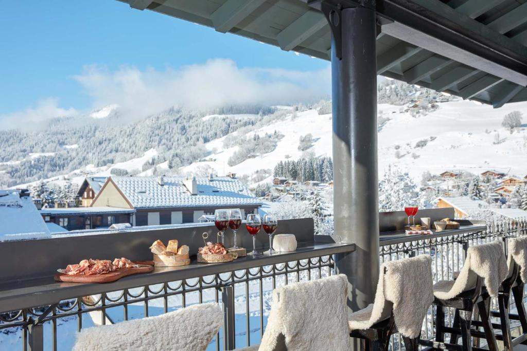 hotels with balcony in Megeve