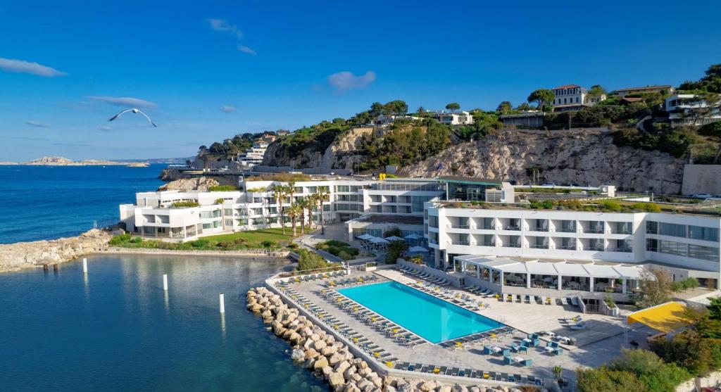 hotels with balcony in Marseille