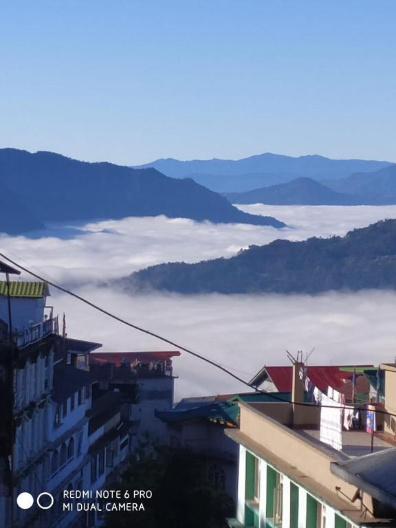 hotels with balcony in Gangtok Flower Exhibition Centre   Ridge Park