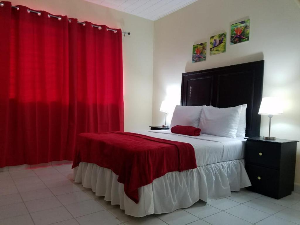 hotels with balcony in San Pedro Sula