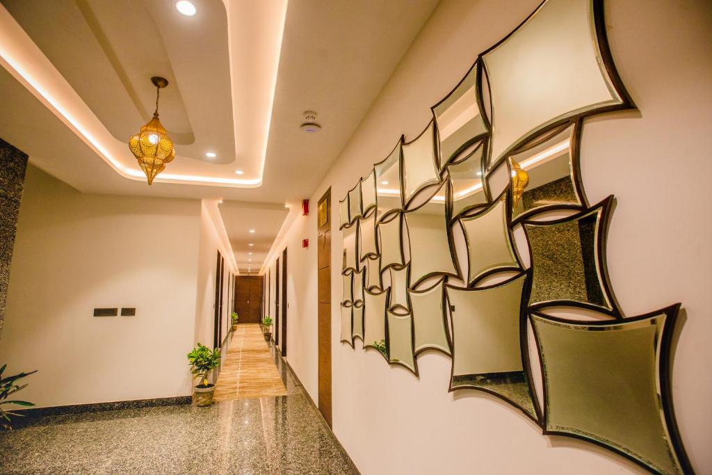 hotels with balcony in Agra India