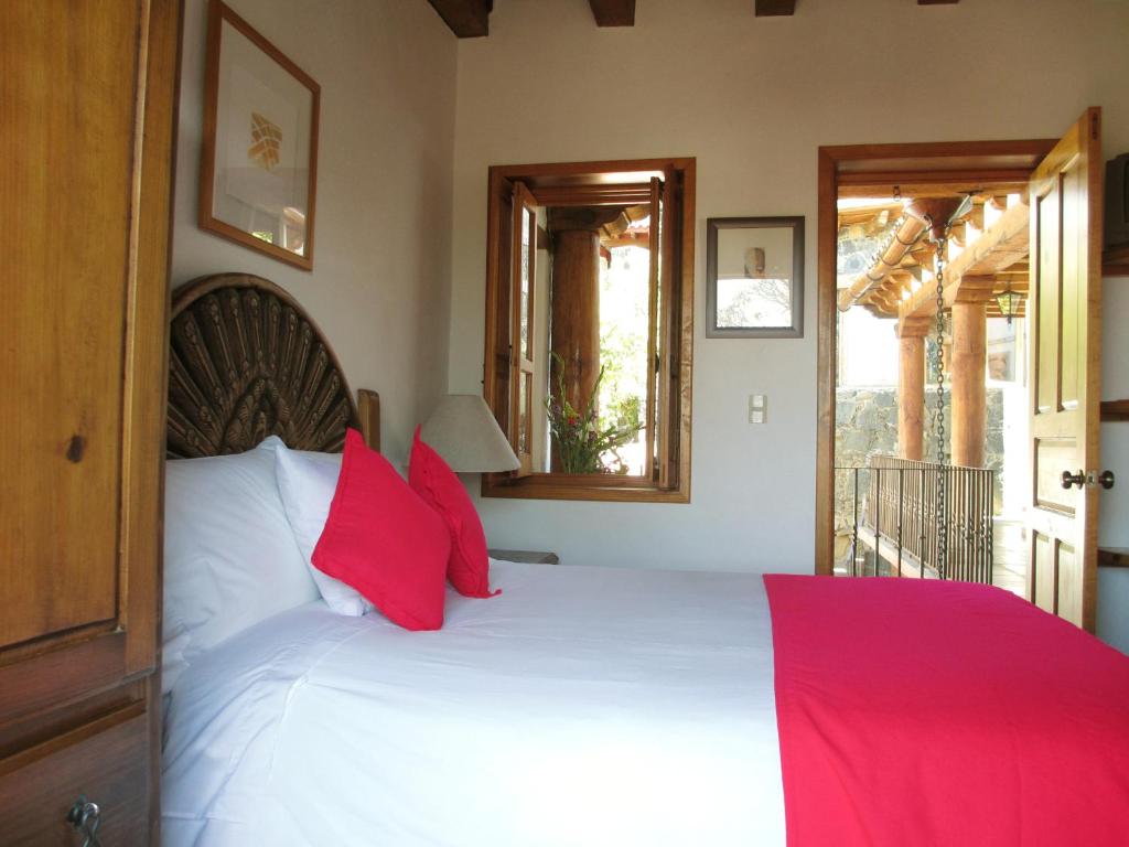 hotels with balcony in Patzcuaro