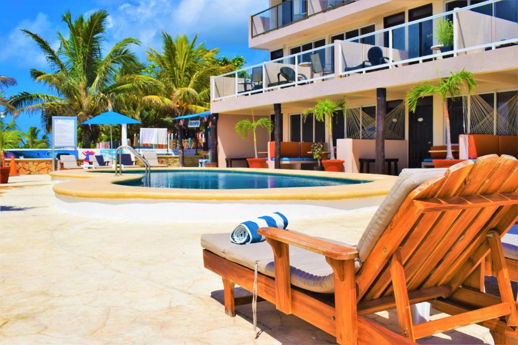 hotels with balcony in Puerto Morelos