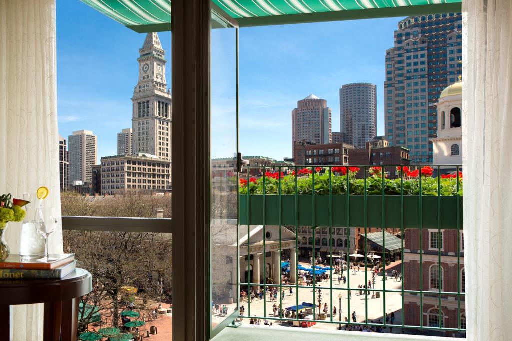 hotels with balcony in Boston