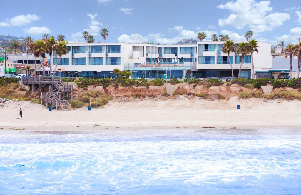 hotels with balcony in San Diego La Jolla