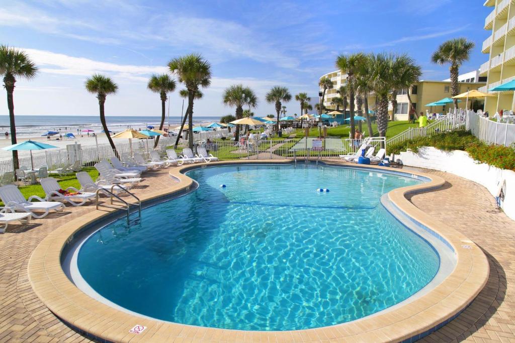 hotels with balcony in Daytona Beach