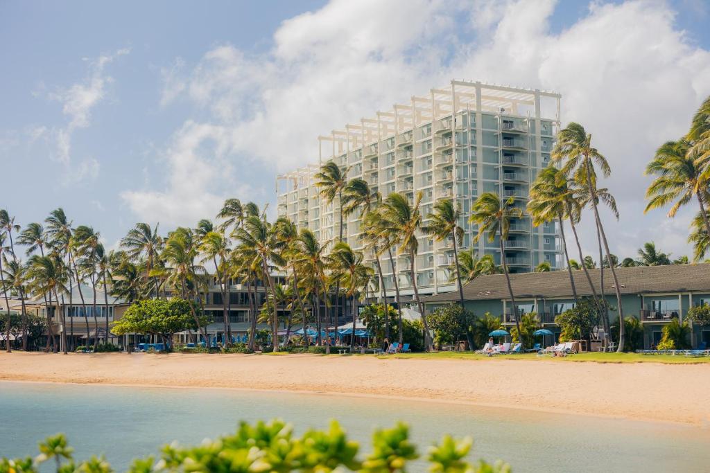 hotels with balcony in Honolulu