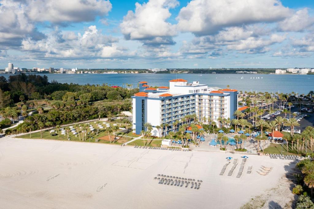 hotels with balcony in Clearwater Beach