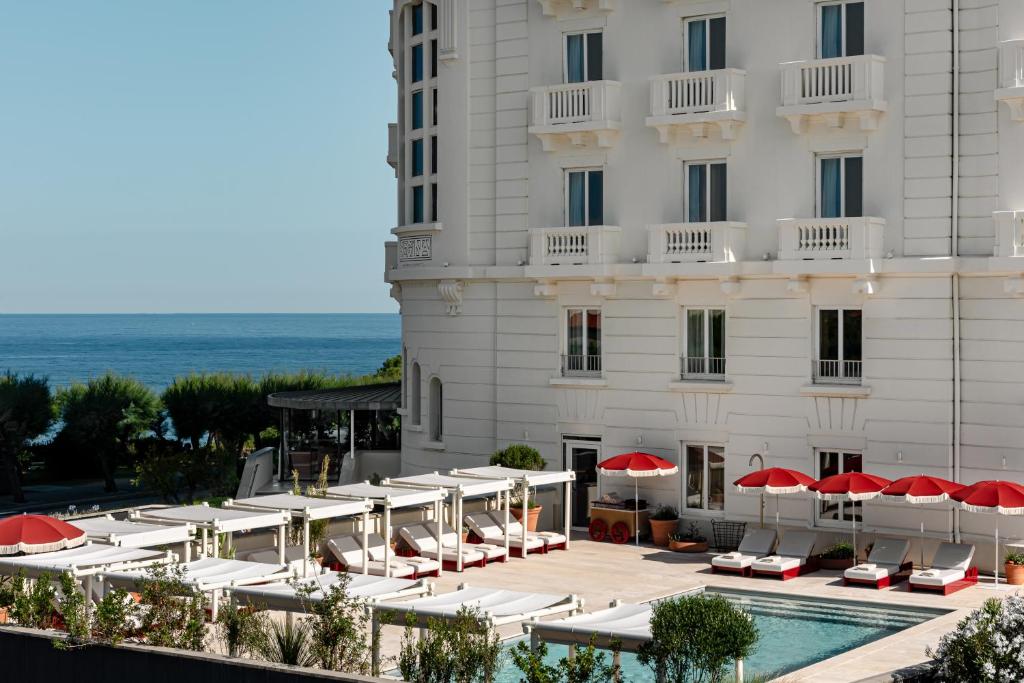 hotels with balcony in Biarritz