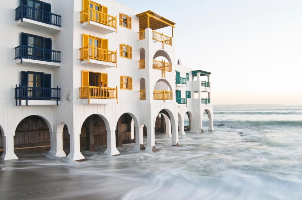 hotels with balcony in Cape West Coast