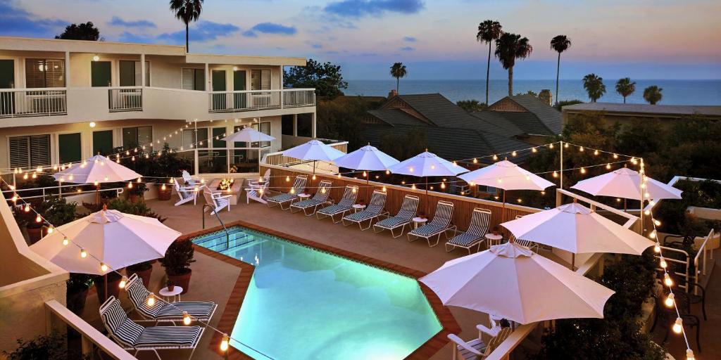 hotels with balcony in Laguna Beach