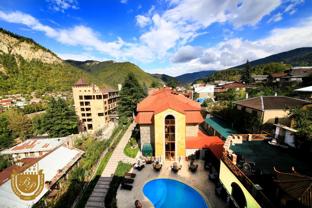 hotels with balcony in Borjomi