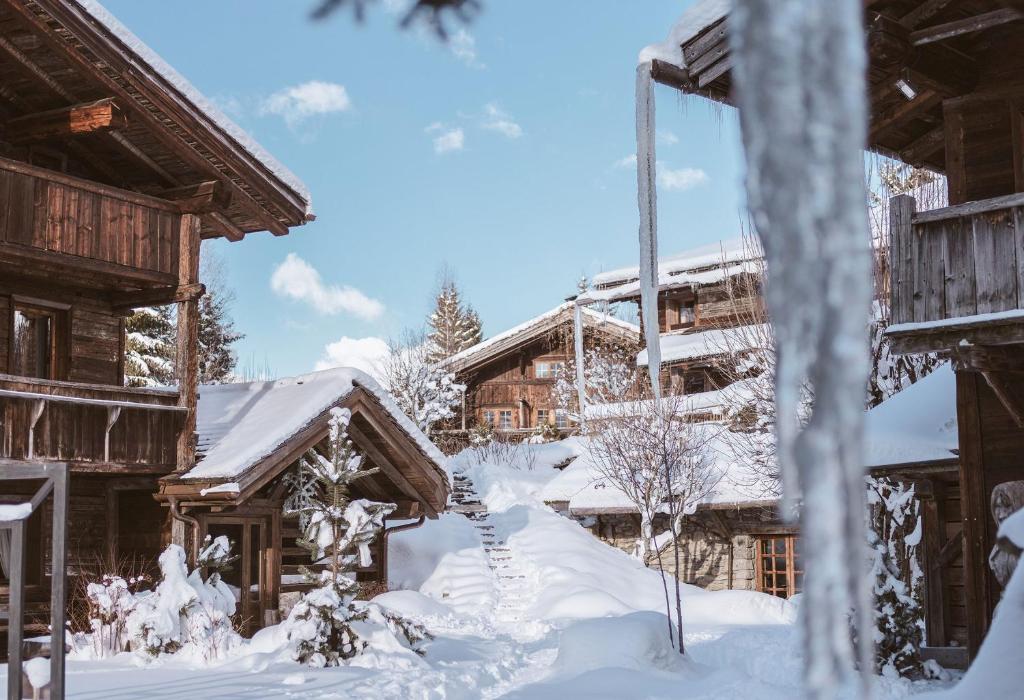 hotels with balcony in Megeve