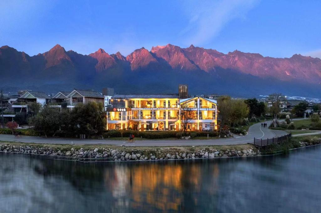 hotels with balcony in Dali