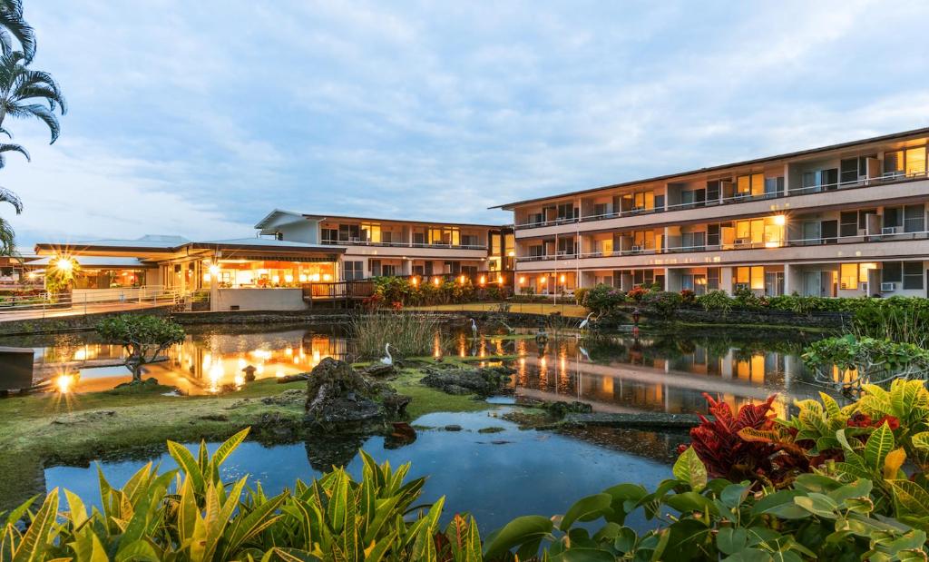 hotels with balcony in Hawaii