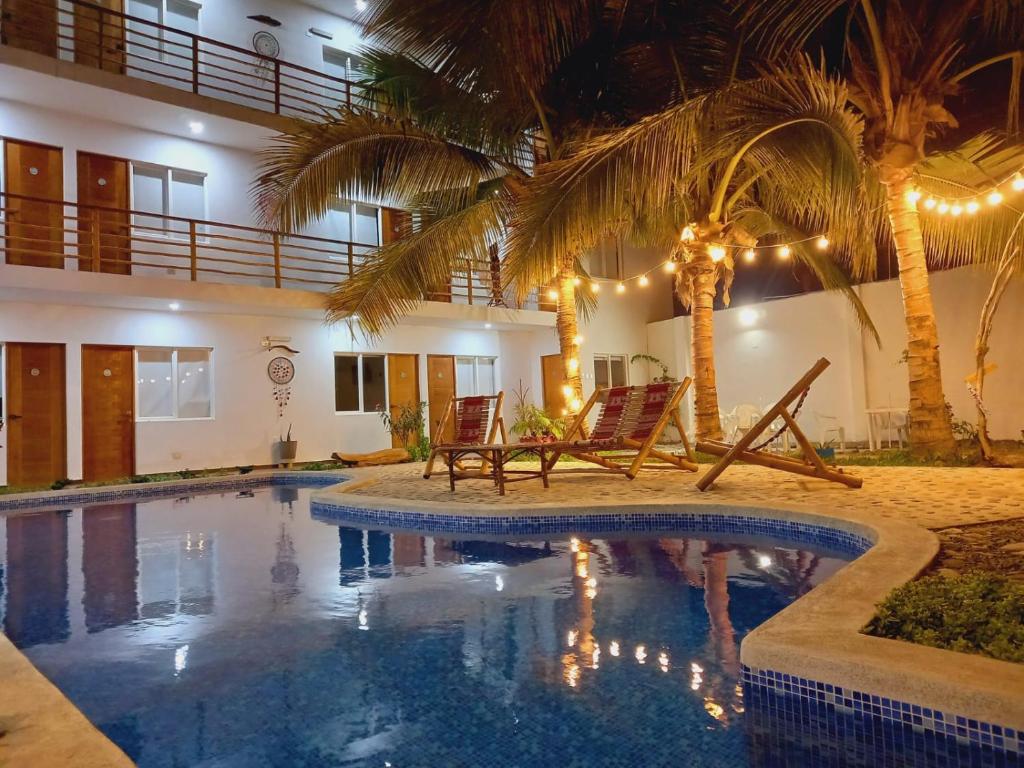 hotels with balcony in Mancora