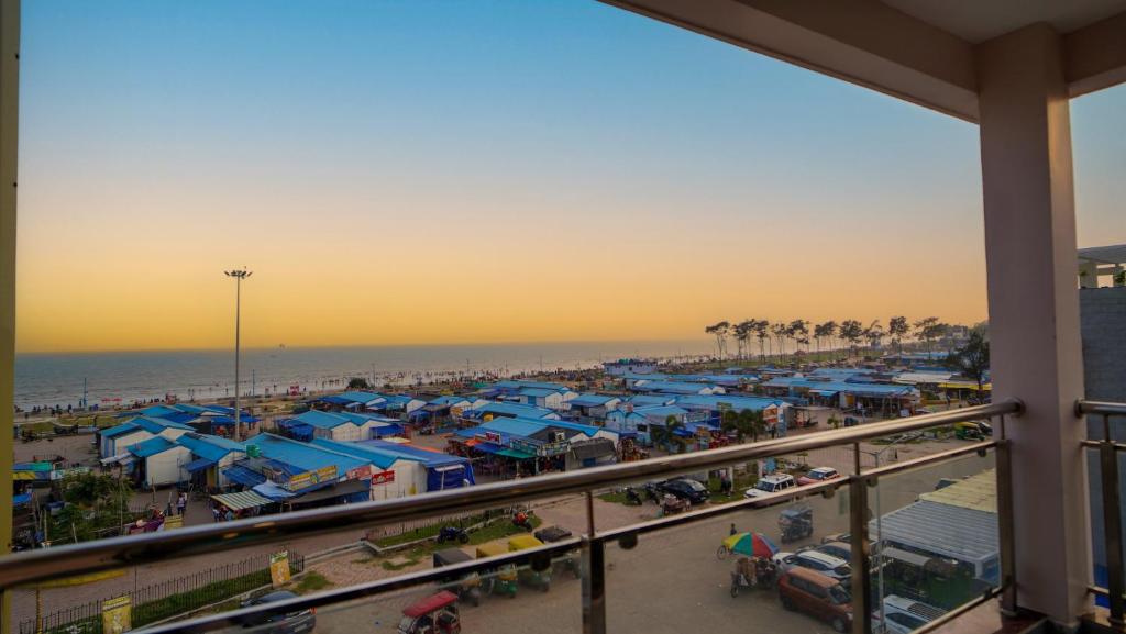 hotels with balcony in Digha