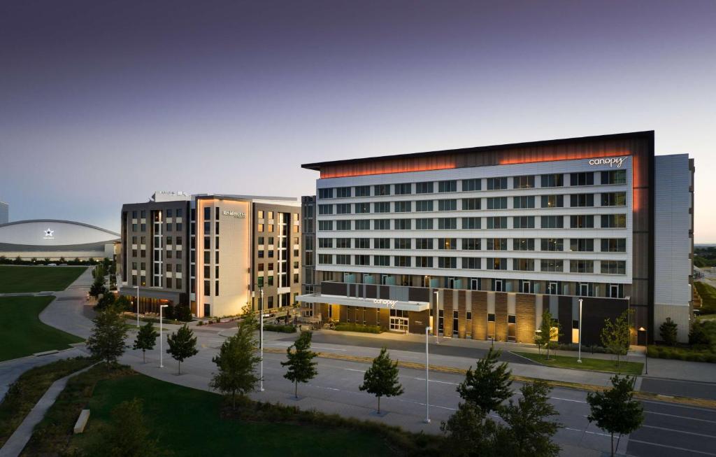 hotels with balcony in Dallas Fort Worth Metropolitan Area